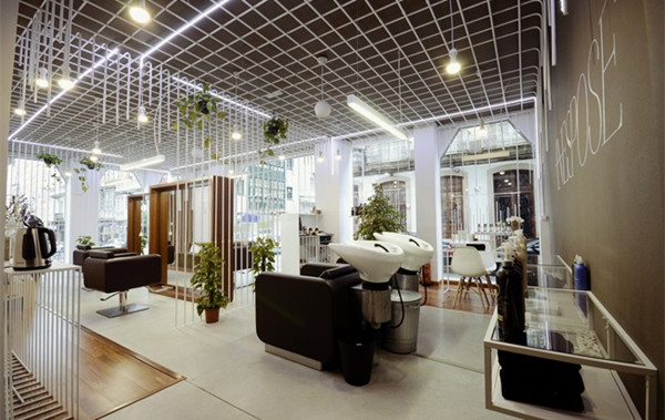 長沙美容美發(fā)店在裝修設計的時候要注意哪些 長沙美容美發(fā)店在裝修設計的時候要注意哪些
