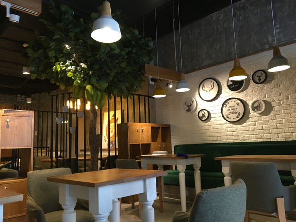 甜品店3.jpg